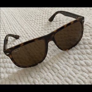 Great condition, Ray Ban sunglasses , polarized